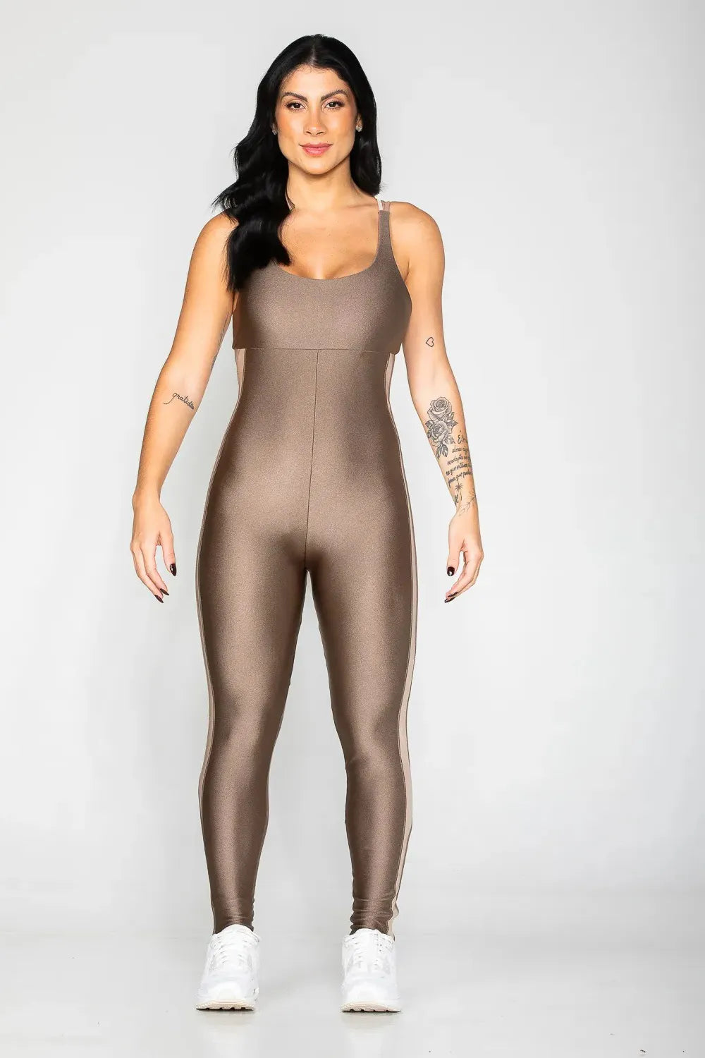 Macacão Desportivo castanho com detalhe e alças base e nude ♡Ref.: 950