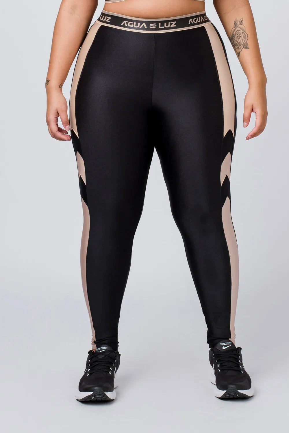 Calça legging feminina poliamida preta com recorte nude e elástico personalizado ♡Ref.: 853