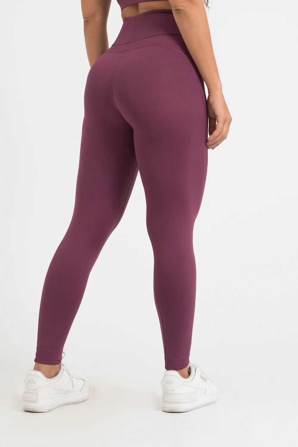 Calça legging poliamida confort uva com detalhe pespontado ♡Ref.: 208
