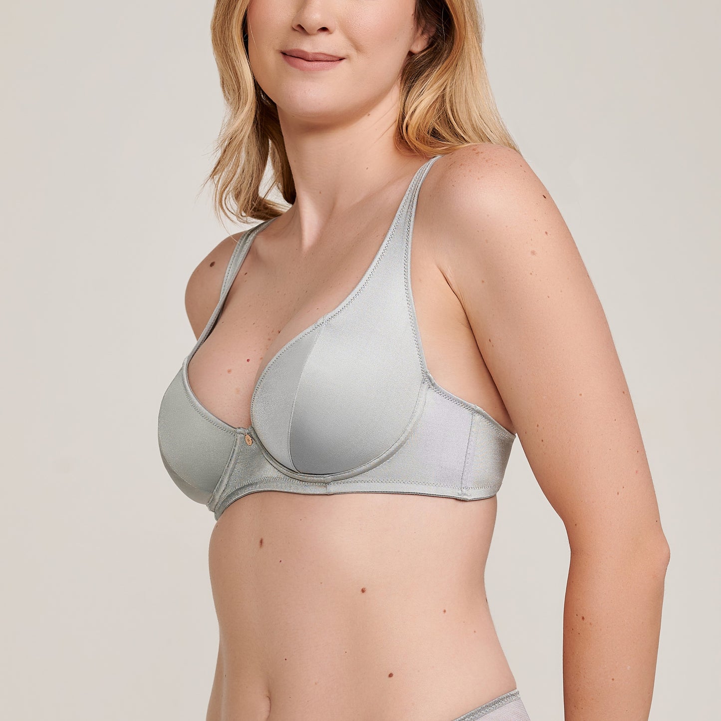 Sutiã Sem Bojo com Aro Micro Sophia ♡Ref.: 34217