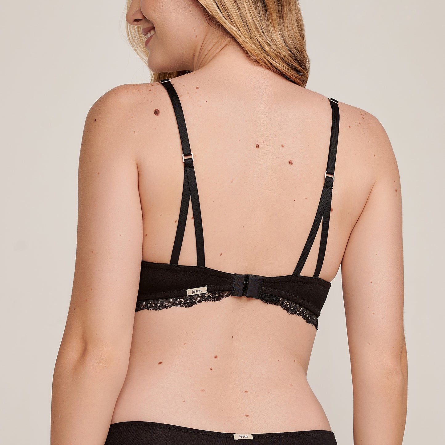 Sutiã Com Bojo Básico Viscose Vivi ♡Ref.: 34229
