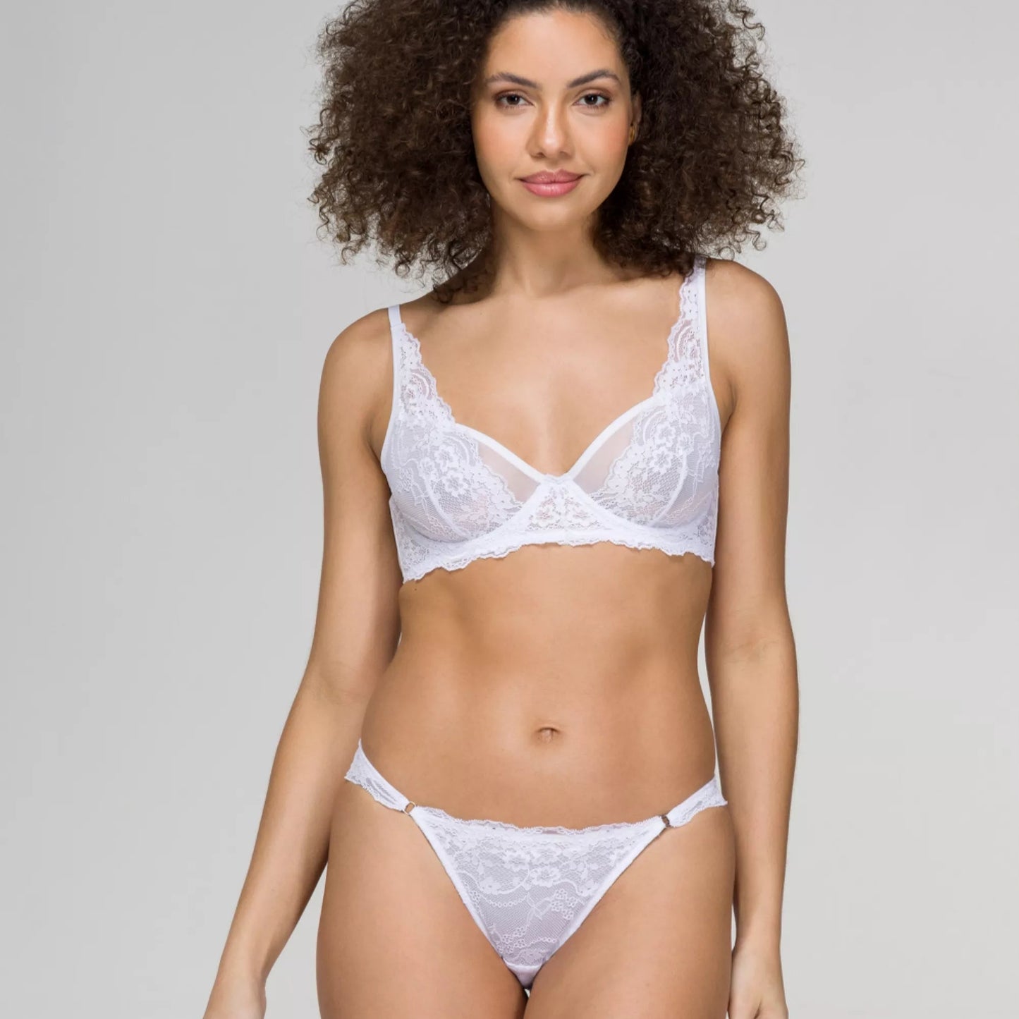 Calcinha Rendada String Brigite ♡Ref.: 34412