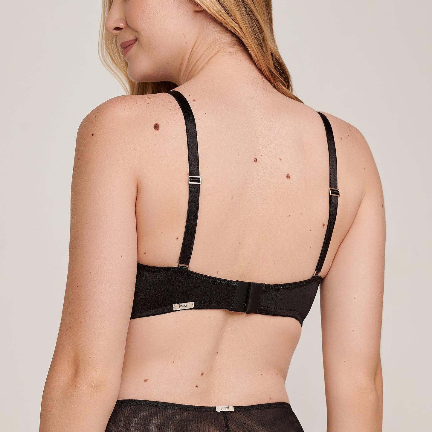 Sutiã Top sem Aro e Sem Bojo em Microfibra e Tule Mariah ♡Ref.: 35688