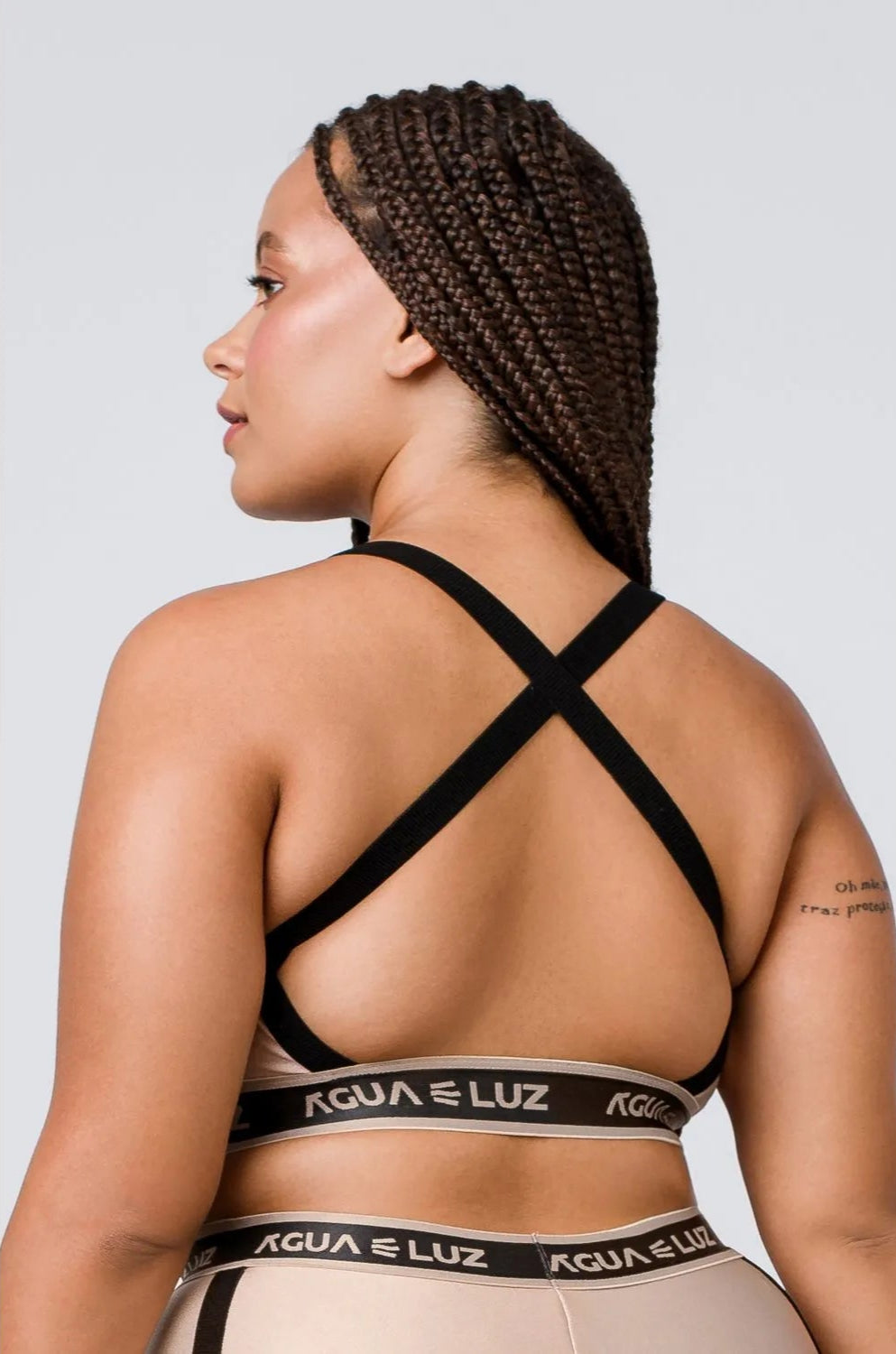 Top Desportivo nude com elástico personalizado e alça canelada preta ♡Ref.: 852