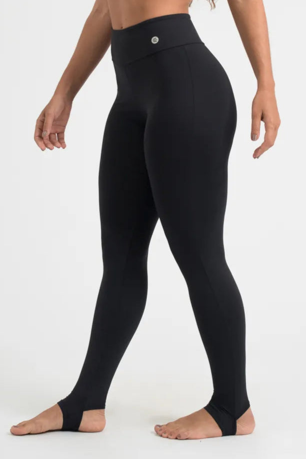 Calça legging c/ pézinho confort preto básico ♡Ref.: 201